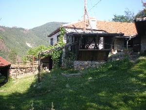 Еренджиковата къща, Кръстатица